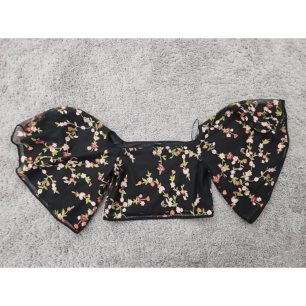 Olivaceous Embroidered Crop Top Womens XS Black Floral Mesh Lined Short Sleeve
